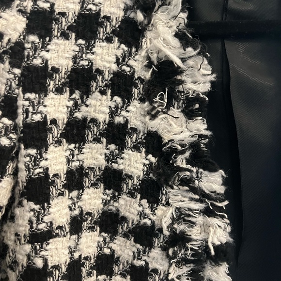Zara Houndstooth, Tweed Blazer with Fringe Detail - Picture 4 of 5